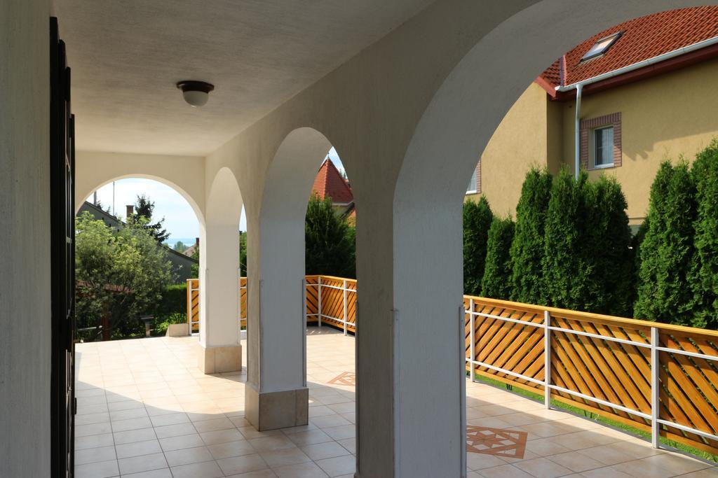 Napfeny Villa بالاتونفوريد المظهر الخارجي الصورة